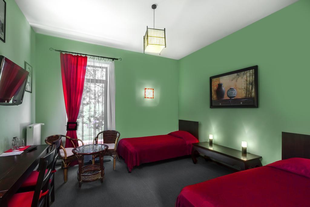 Palac Nieznanice Zabytek Goscinny Ze Spa Oda fotoğraf
